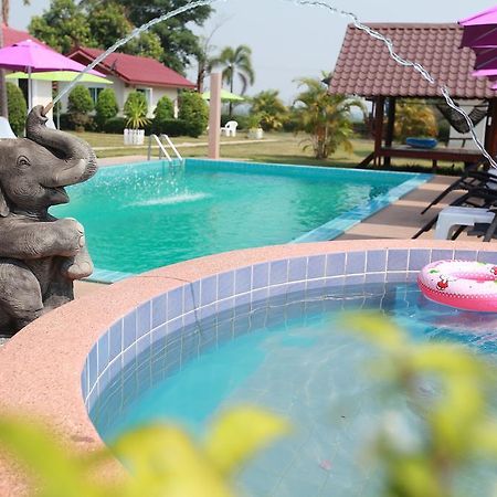 Moon River Resort Ubon Ratchathani Exterior photo